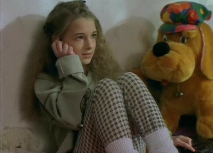 Юлия Острецова- Чернова в фильме "Бедная  Саша"