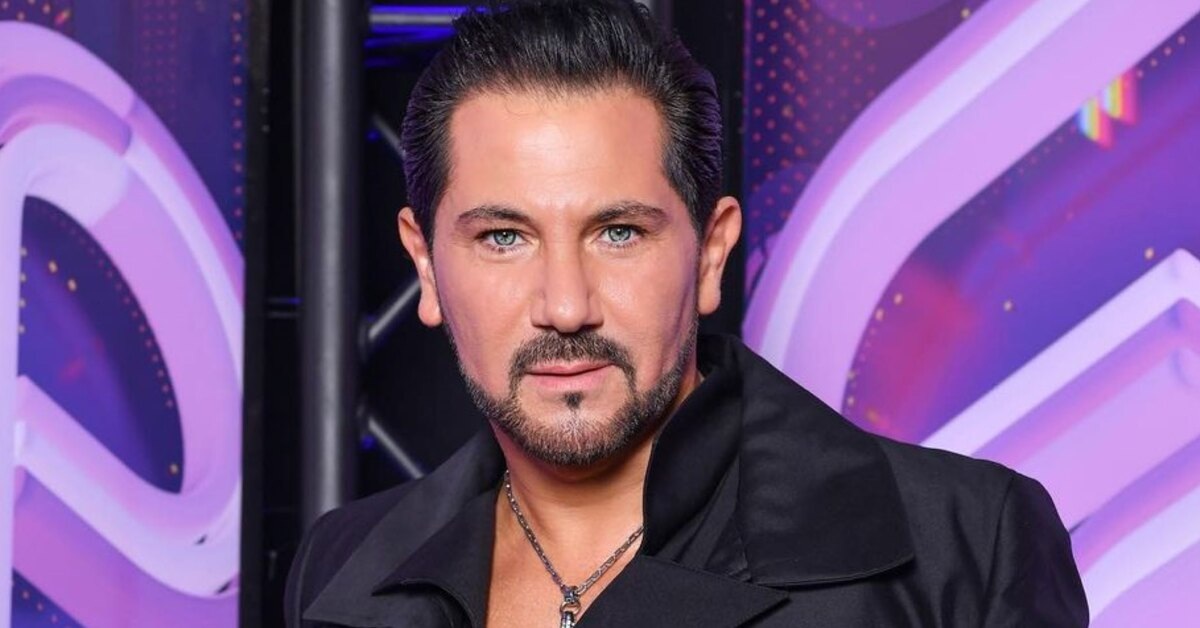 Певец Авраам Руссо