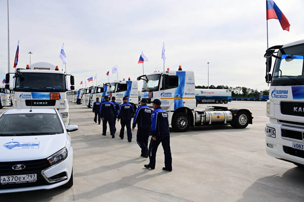 СПГ значительно дешевле дизельного топлива, что позволяет существенно снизить затраты на топливо для грузоперевозчиков
