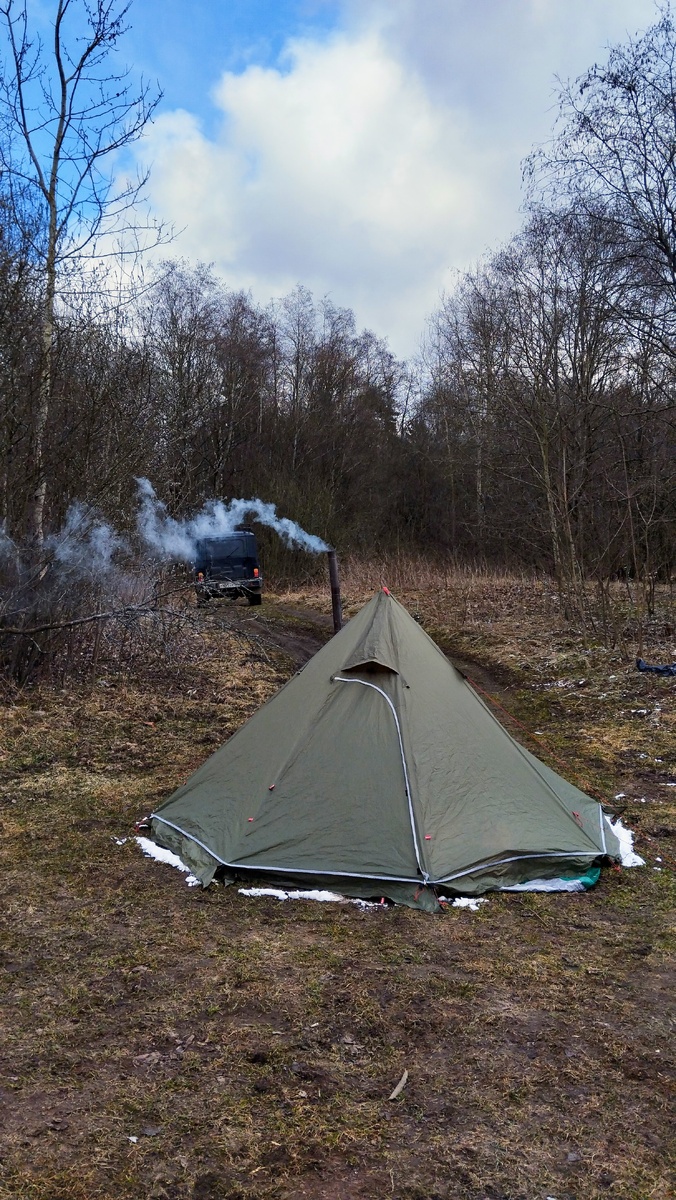 Патака MCETO - одна из лучших трекинговых пирамид бюджетного сегмента.