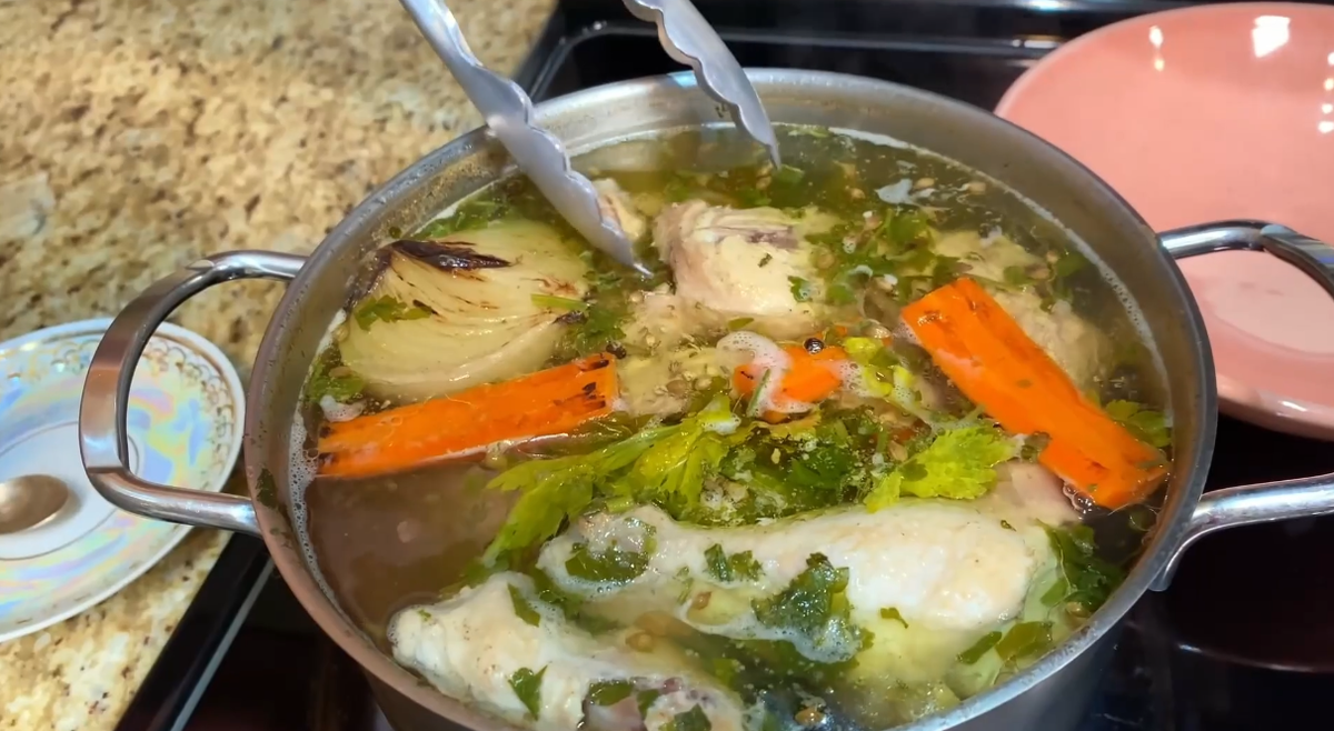     Красноярцам рассказали о пользе супов