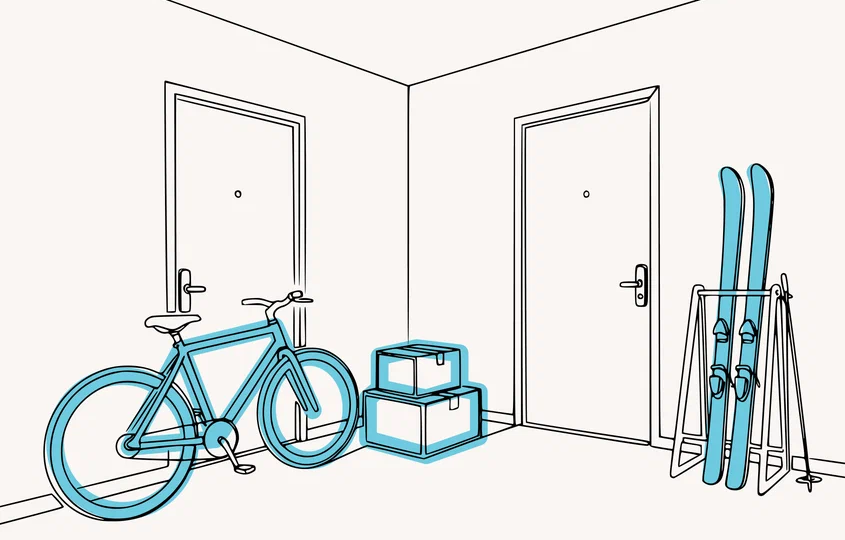 Можно ли хранить личные вещи в подъезде