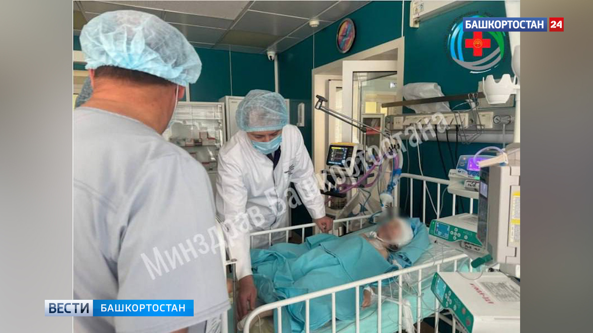    Врачи стабилизировали состояние девочки, выброшенной отцом из окна 4-го этажа в Уфе