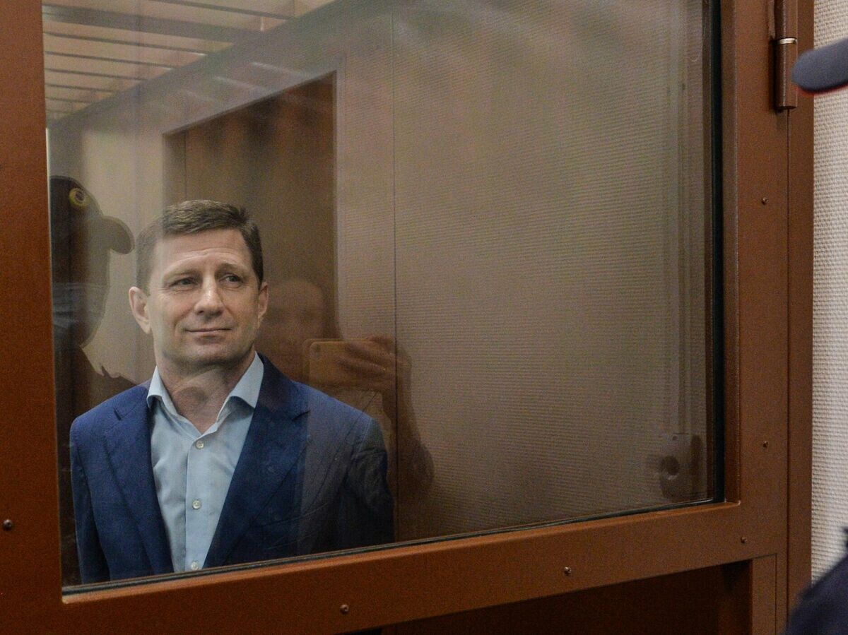    Бывший губернатор Хабаровского края Сергей Фургал в Басманном суде© РИА Новости / Алексей Куденко