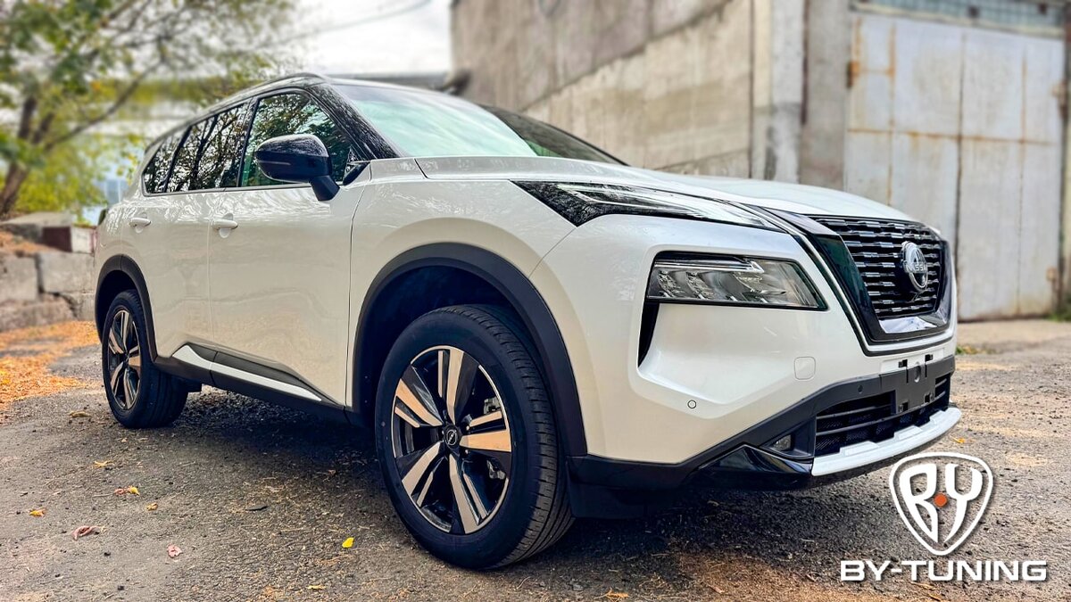 Оклейка глянцевой полиуретановой плёнкой Spectroll Premium всех окрашенных элементов кузова | BY-TUNING Москва