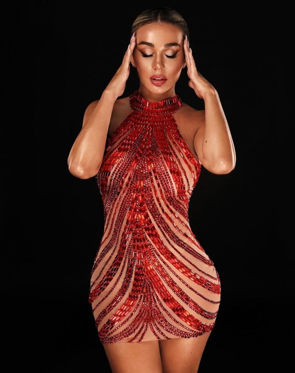    Анна Седокова. Источник: @annasedokova*