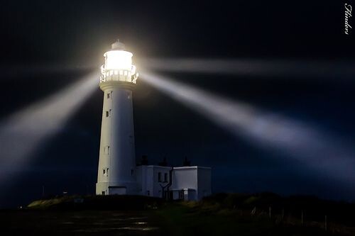 Маяк, светящий в темноте