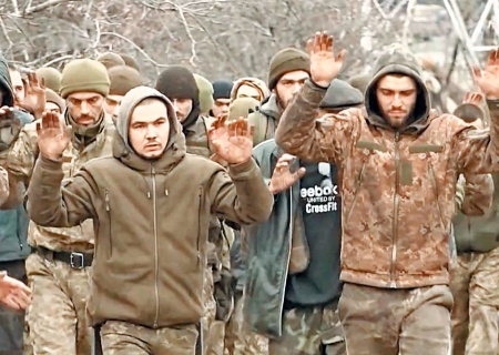    Символическая благотворительность. Рада пообещала платить 50 тысяч гривен вернувшимся из плена военным