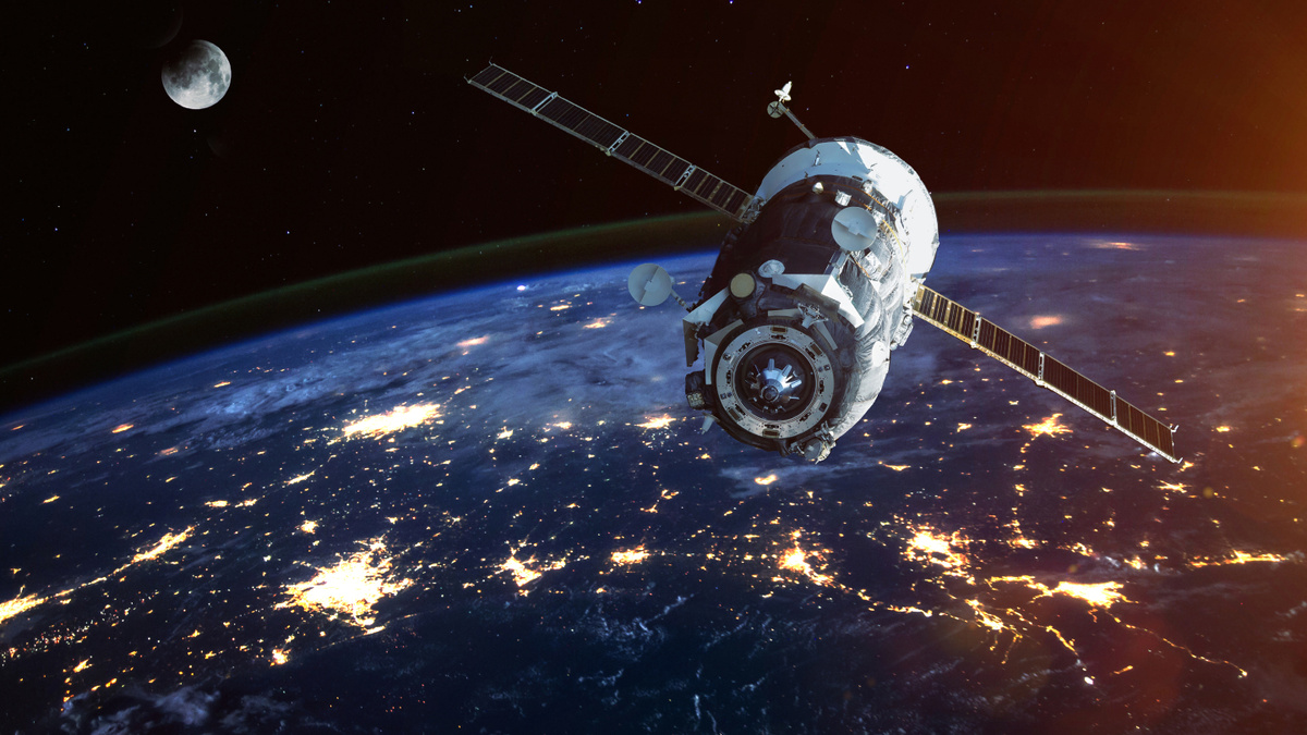     Фото: Vadim Sadovski/Shutterstock/FOTODOM Спутникам удалось зафиксировать рекордную для наблюдений волну — колоссальный маршрут длиной 24 000 км от севера Тихого океана до тропической Атлантики