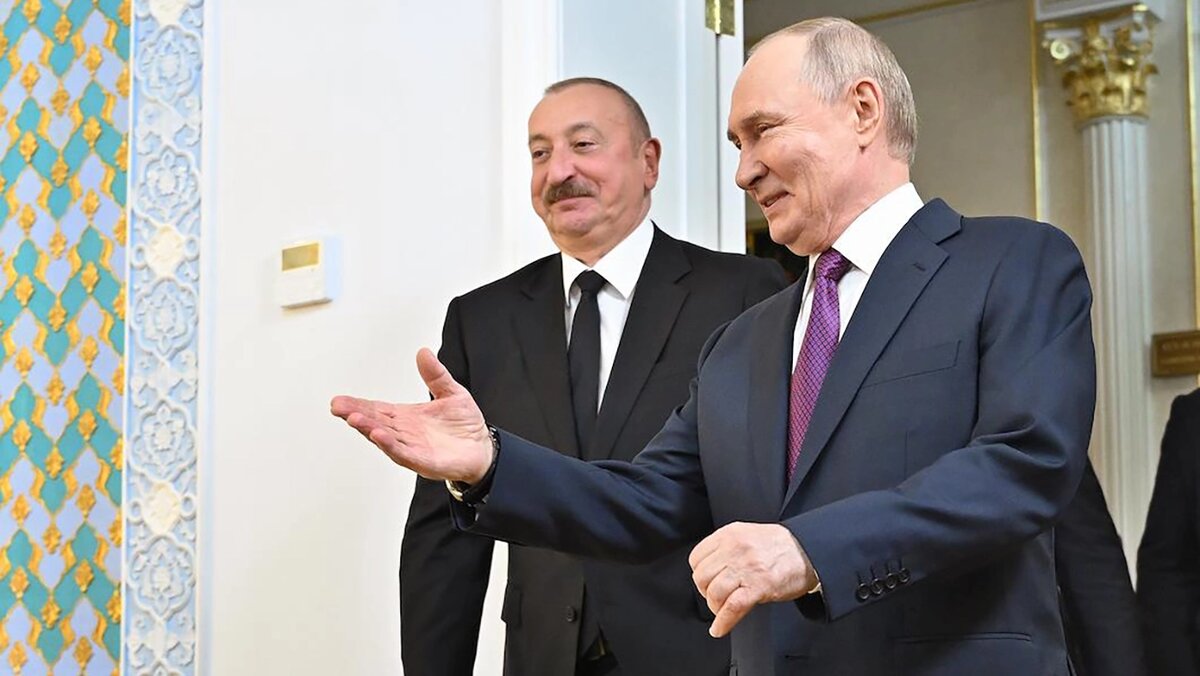   Дмитрий Азаров / Коммерсантъ