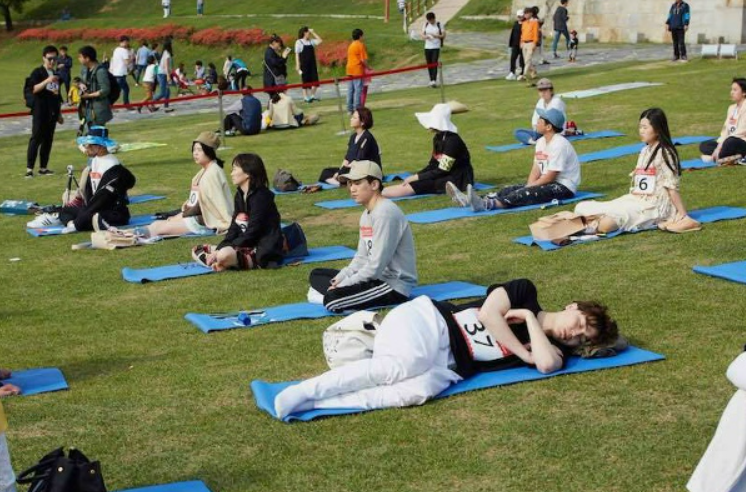 Задремавшие сразу дисквалифицируются.