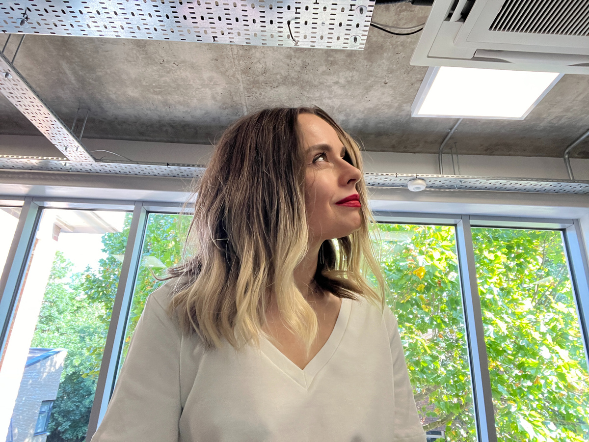 Юлия Кантонистова - вокалистка, музыкант, автор системы обучения вокалу и музыке