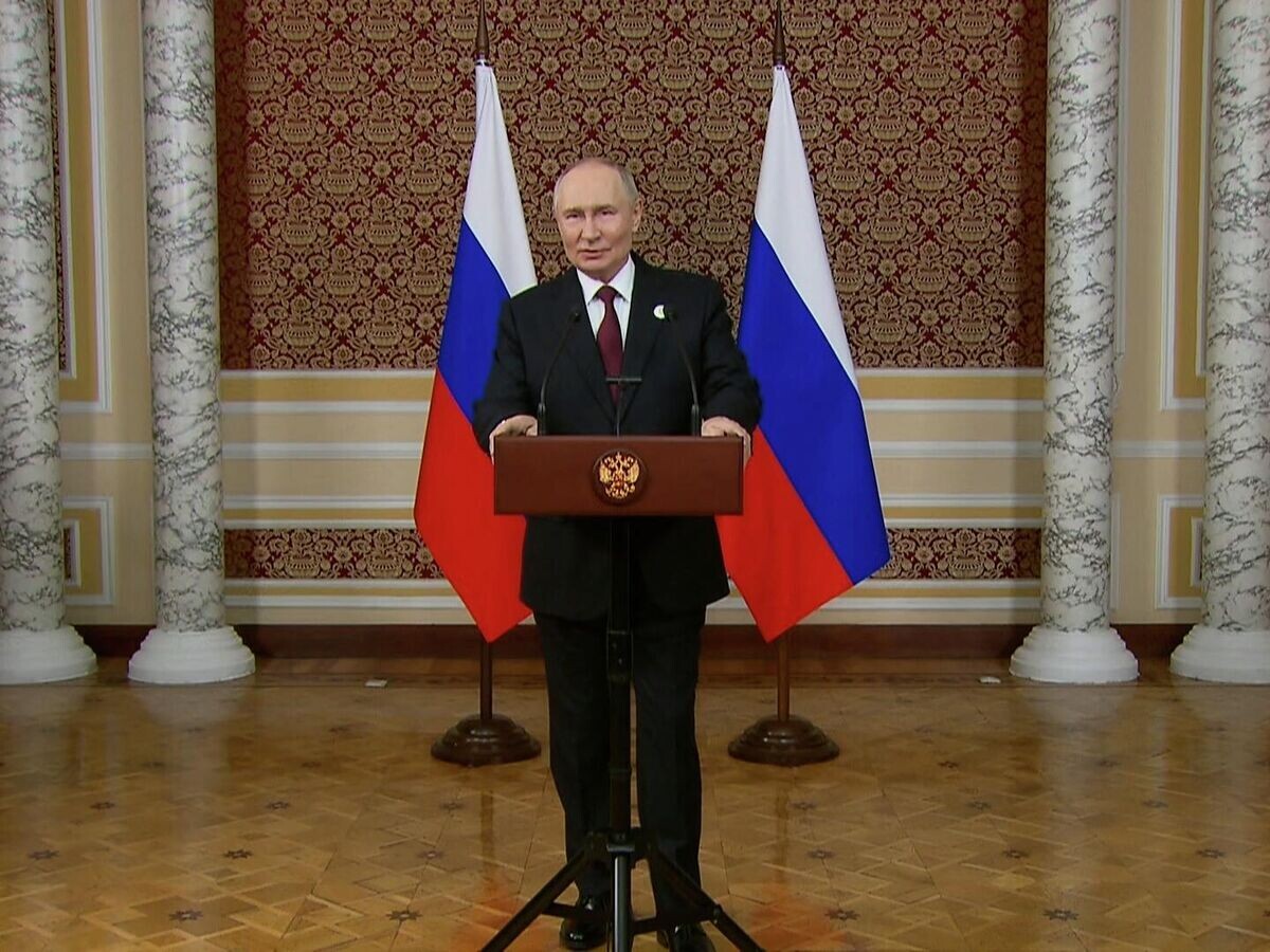    Путин о миграционных связях между Россией и Таджикистаном© Пул