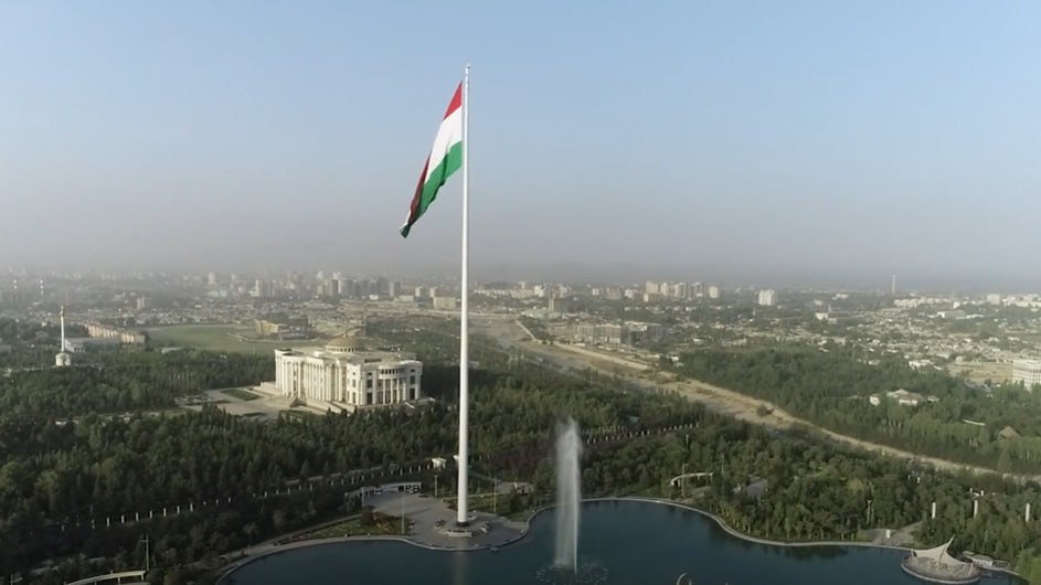 Фото: Prt Scr youtube.com / TOJIK POSITIVE