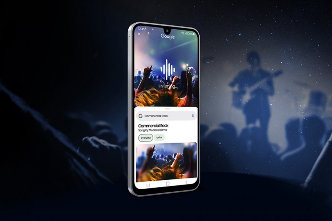 Мобильник оснастили 6,7-дюймовым Super AMOLED-экраном