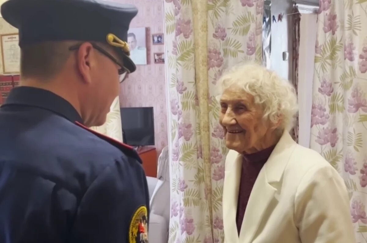    В Ульяновске 100-летний юбилей отметила ветеран Великой Отечественной войны