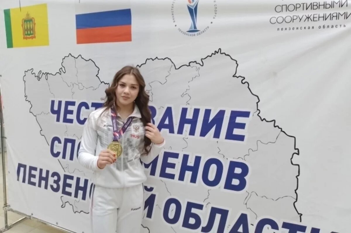    Победительница первенства мира по самбо из Пензы тренируется для Олимпиады