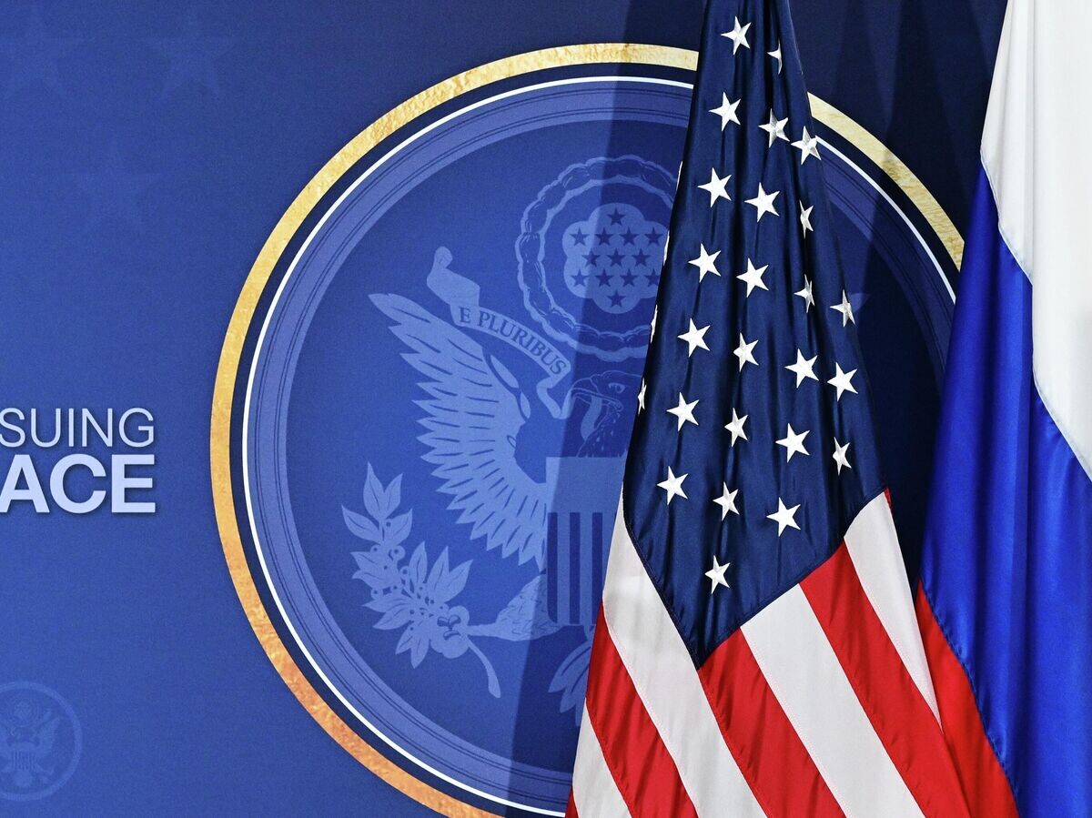    Саммит России и США на Аляске© РИА Новости / Сергей Бобылев