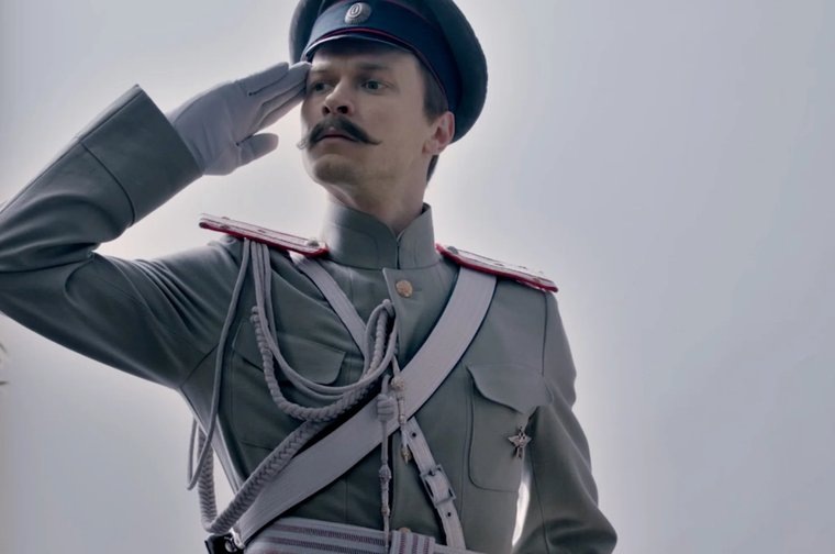    Юра Борисов исполнил главную роль в новом сериале «Хроники русской революции»