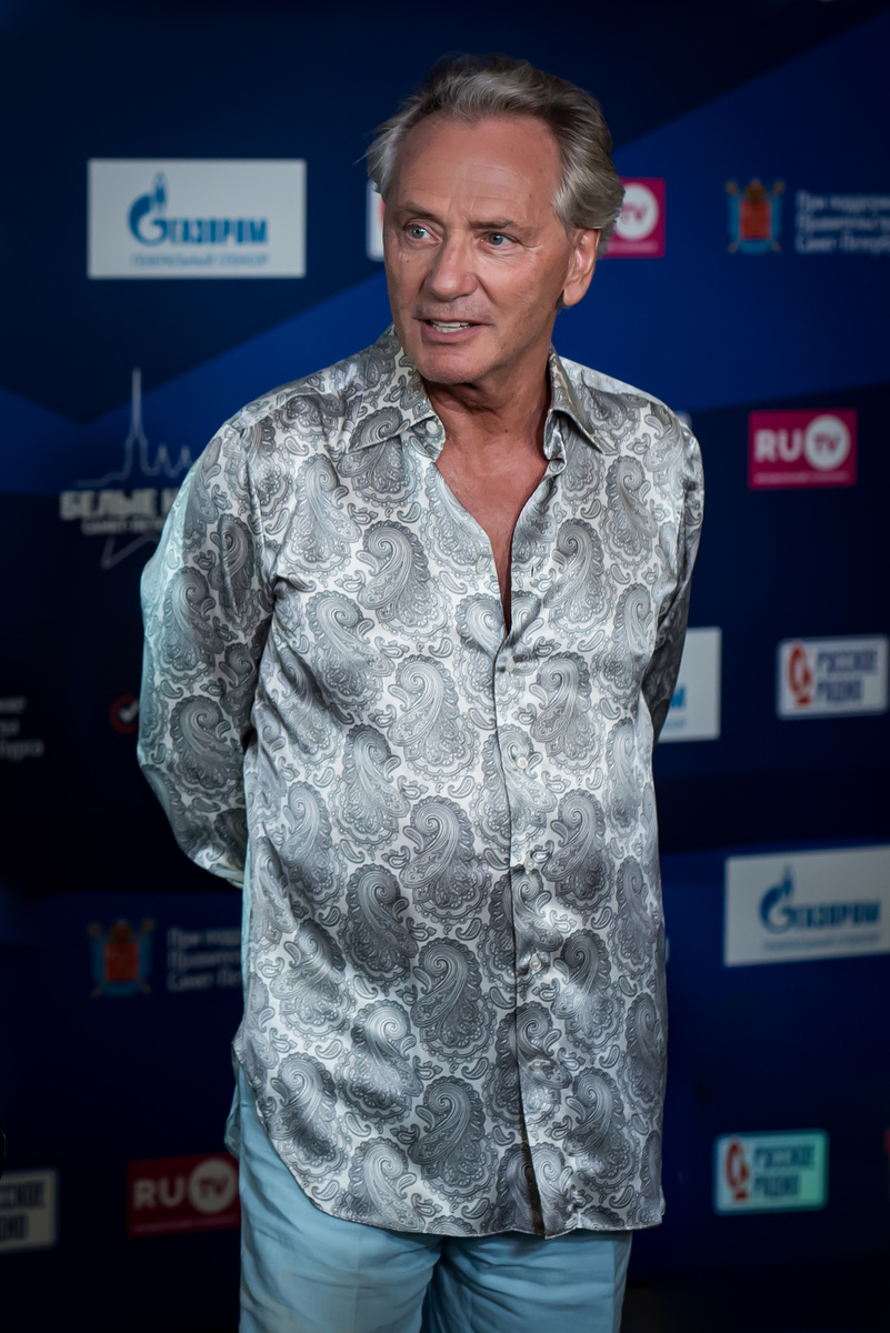 Обои - встык, руки назад!