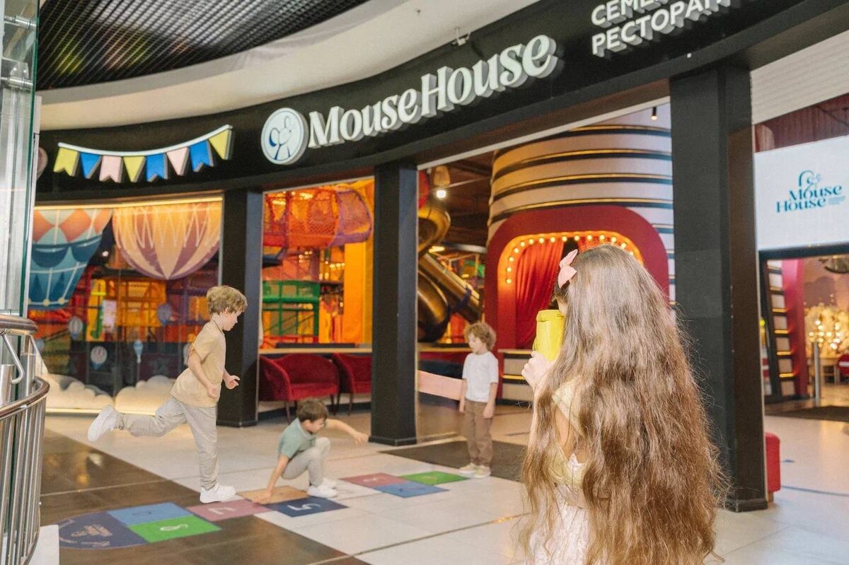 Mouse House, фото из официальной сети клуба