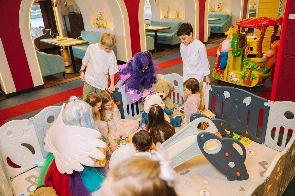 Mouse House, фото из официальной сети клуба