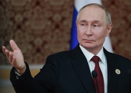    Путин рассказал в Таджикистане о том, что Россия нуждается в мигрантах — но интересы наших граждан прежде всего