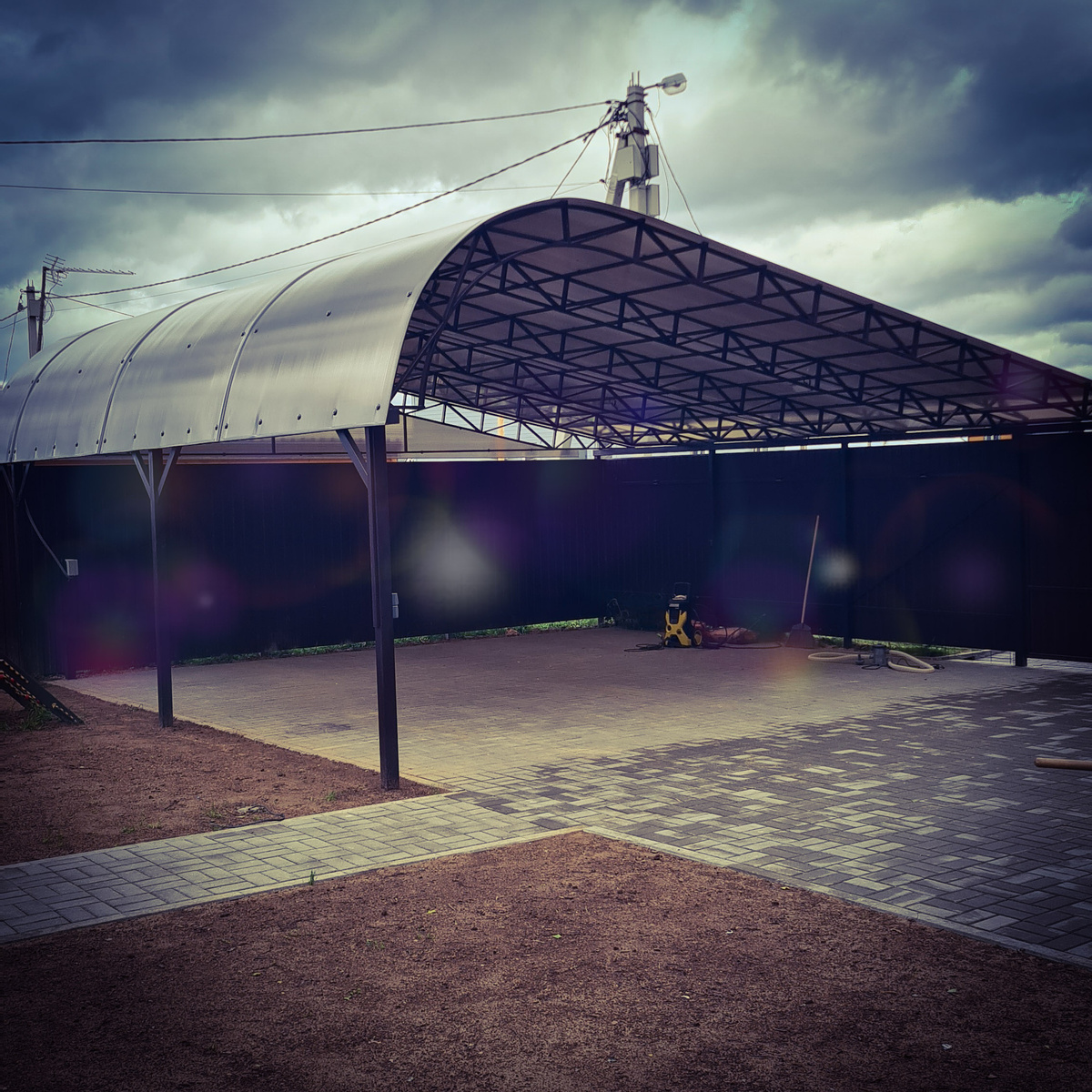 навес без фундамента, навес для авто без бетона, как установить навес, навес на сваях