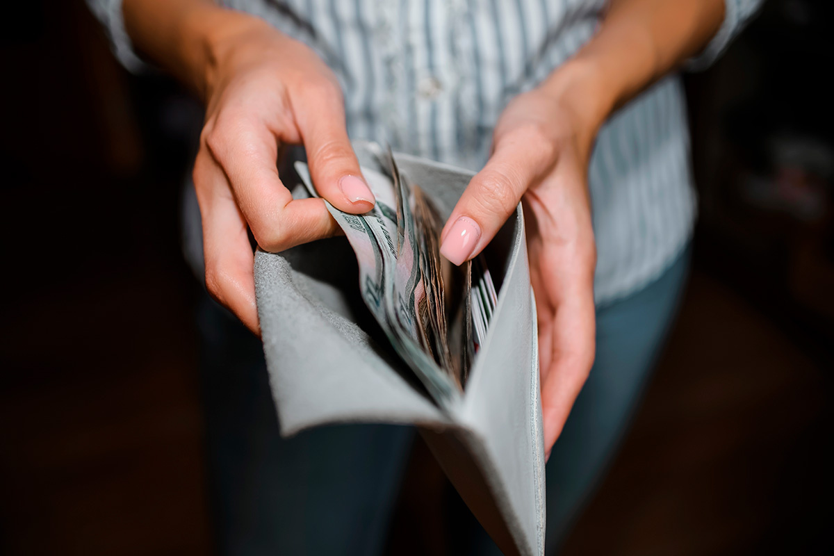 Sergio Photone / Shutterstock / FOTODOM📷С 2026 года размер прожиточного минимума напрямую будет зависеть от уровня инфляции за предыдущий год