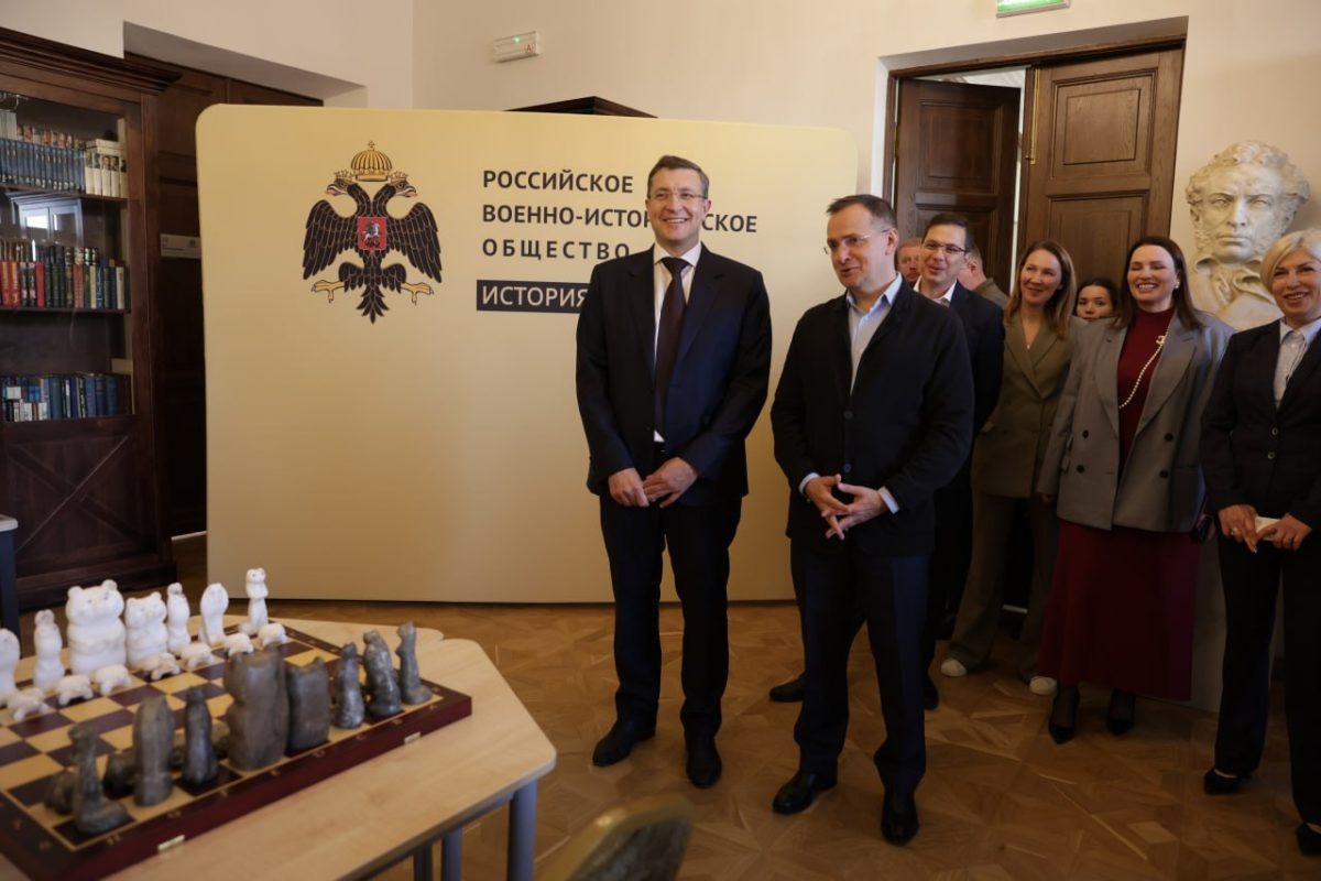    Мединский и Никитин открыли шахматный клуб РВИО в Нижнем Новгороде