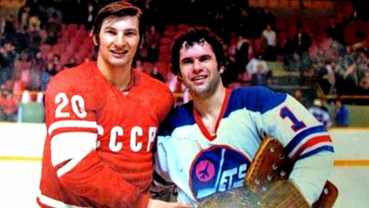 Фото из открытых источников (после матча сборной СССР и "Виннипег Джетс")