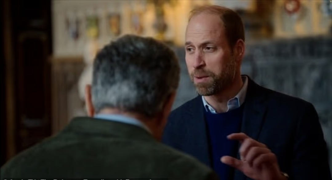 43-летний принц Уильям рассказал об играх, в которые он играл в детстве со своими королевскими кузенами, в эпизоде ​​шоу «Неохотный путешественник» с Юджином Леви на Apple TV+ (на фото)