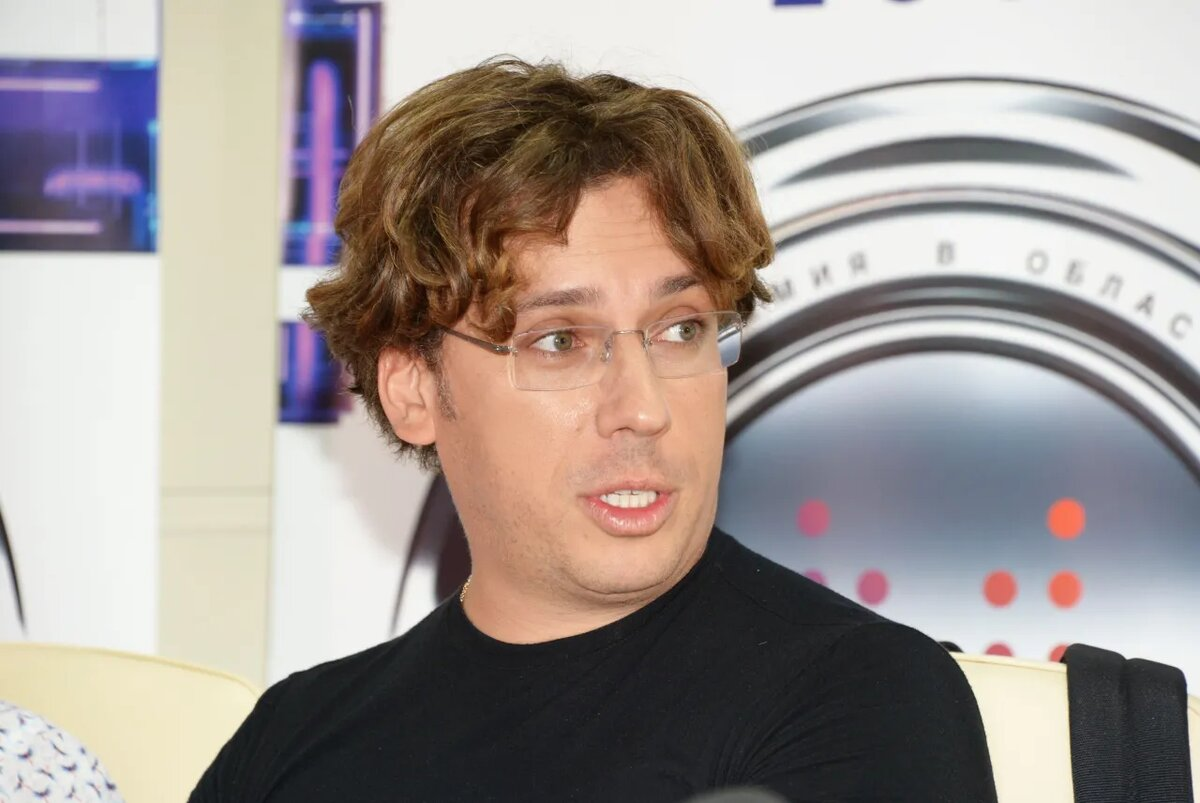 *признана в РФ иностранным агентом