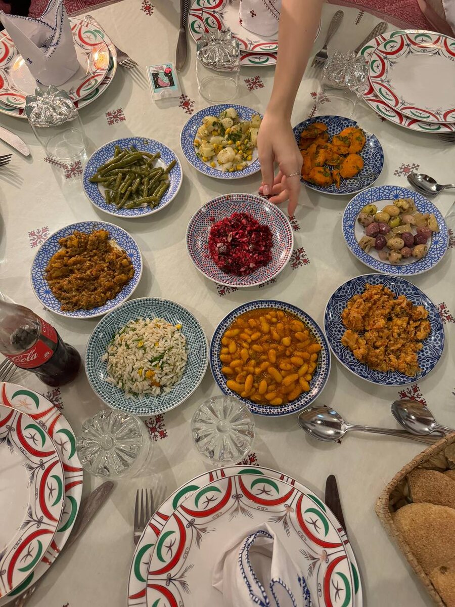 А в Марокко – многочисленные берберские закуски, без которых не обходится ни один обед