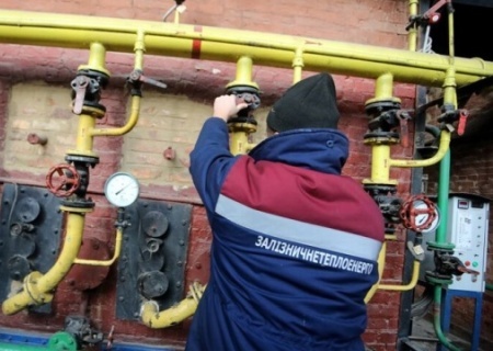    Во Львове не могут включить отопление из-за отсутствия газа. Мэр посоветовал галичанам обогреваться самостоятельно