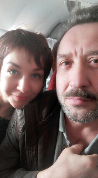    Супруги с дочкой отправились в опасное путешествие 28 сентября