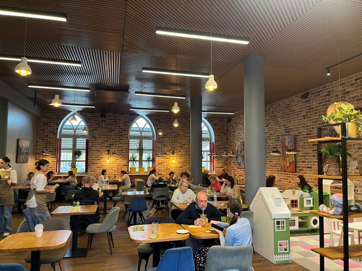 внутренний зал