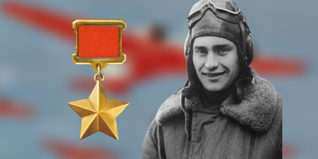 Подойти к вражескому самолёту и срезать его хвост помогла выучка на парадах над Краской площадью...