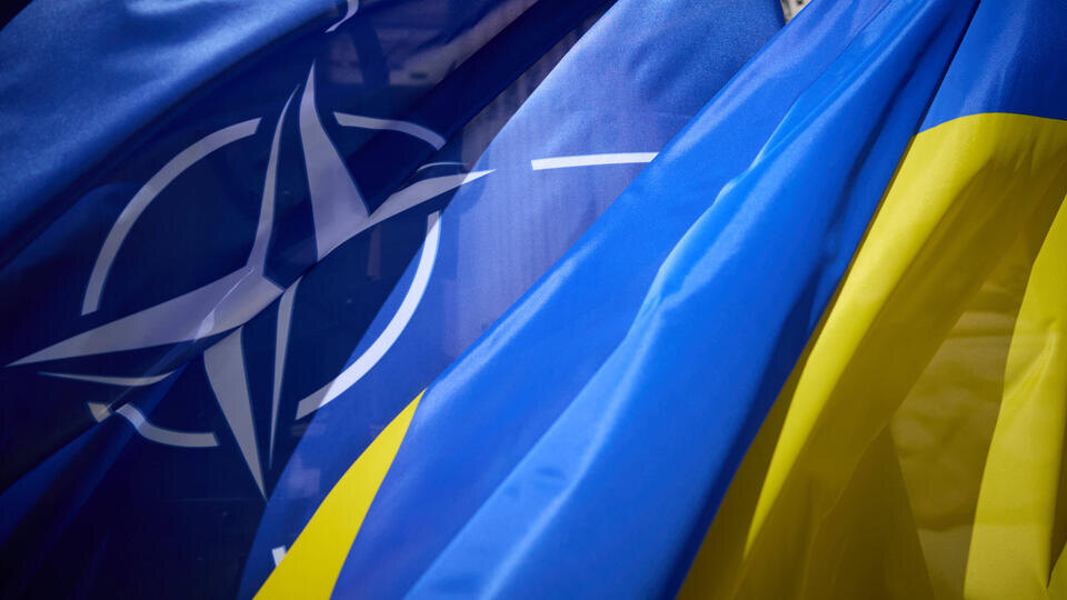    AT: Западу следует осознать, что Украина для него потеряна www.globallookpress/Presidential Office of Ukraine/ThePresidentialOfficeUkraine