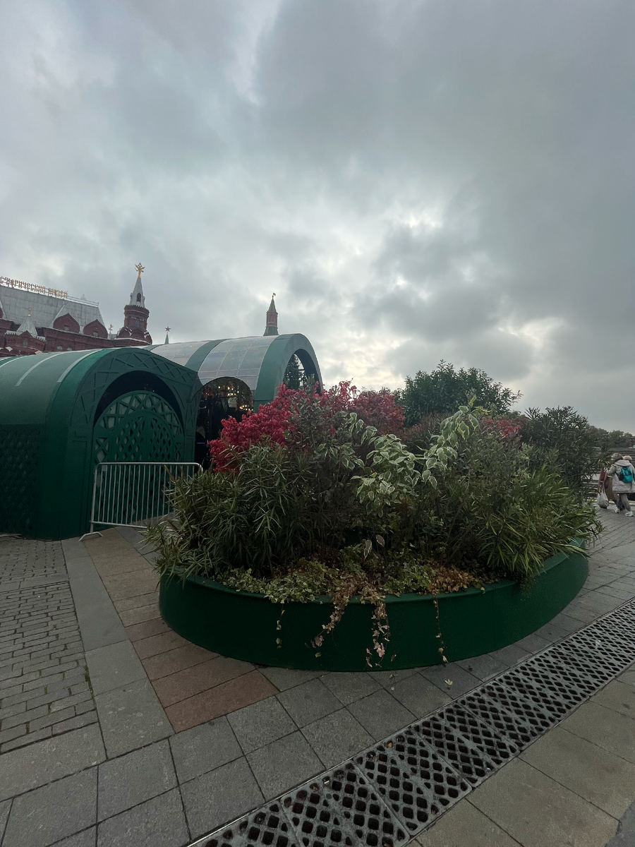 Охотный ряд Москва октяябрь 2025