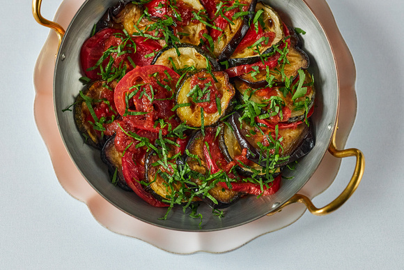     Где поесть недорого и вкусно: 10 ресторанов Москвы до 1500 рублей