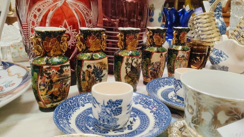     Антикварный магазин «Ларец». Китайский фарфор. Посуда. Софья Батенина