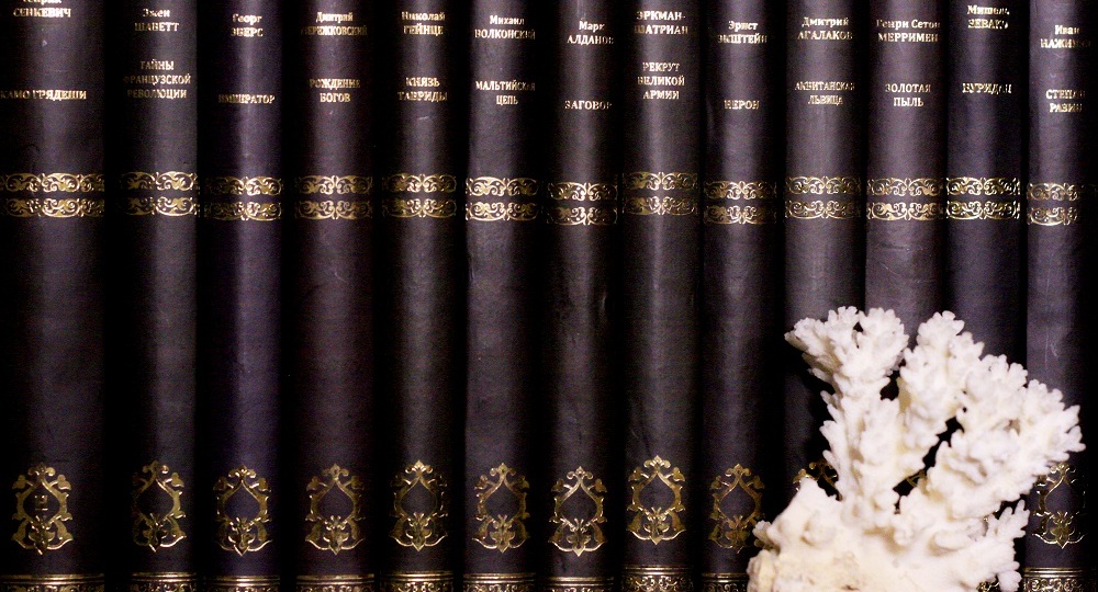 Книги за июль-сентябрь 2025: любовные томления, комиксы и дыхание Севера