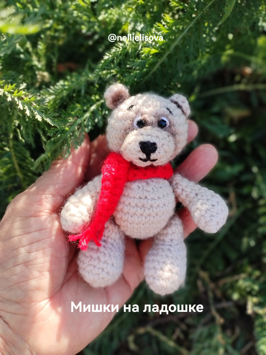 Мишки на ладошке от @nellielisova 
