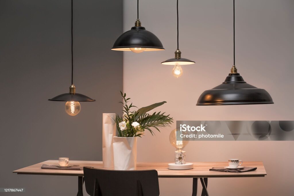    Creative shot with table and lamps. Редакция газеты