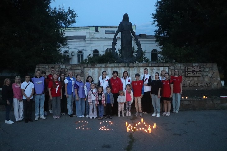    зажгли свечи Лариса Кудинова