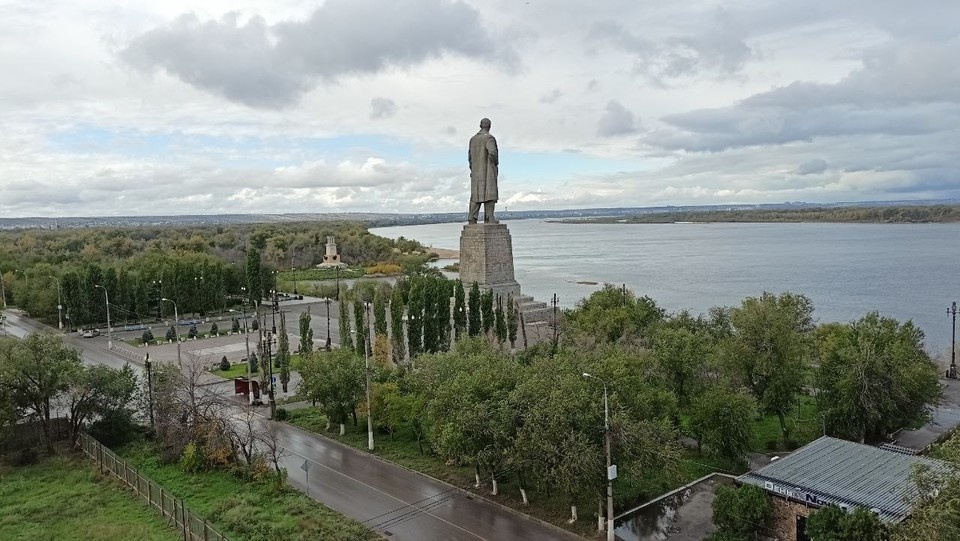   Обломками засыпало Красноармейский район. Екатерина СИМОХИНА