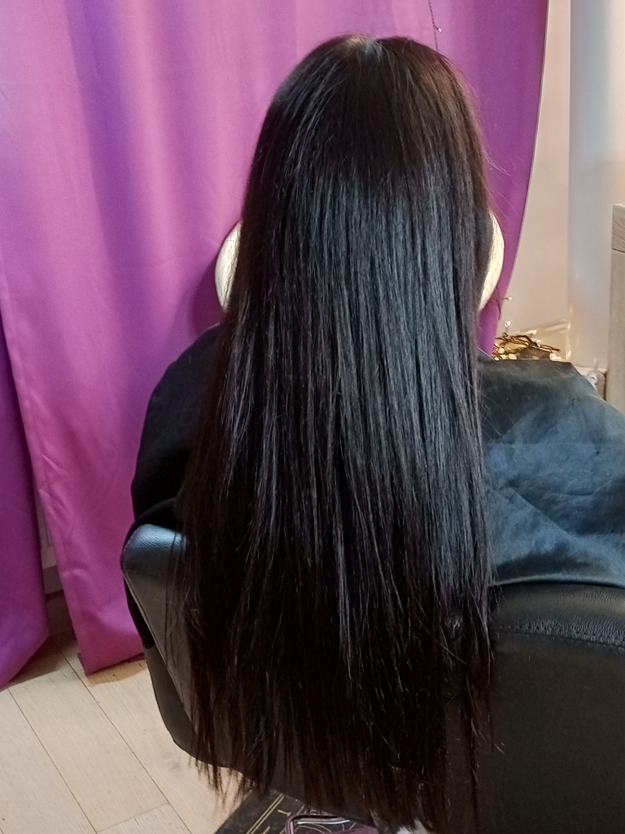 Доверяют клиенты свои волосы, свое богатство, новые клиенты приходят