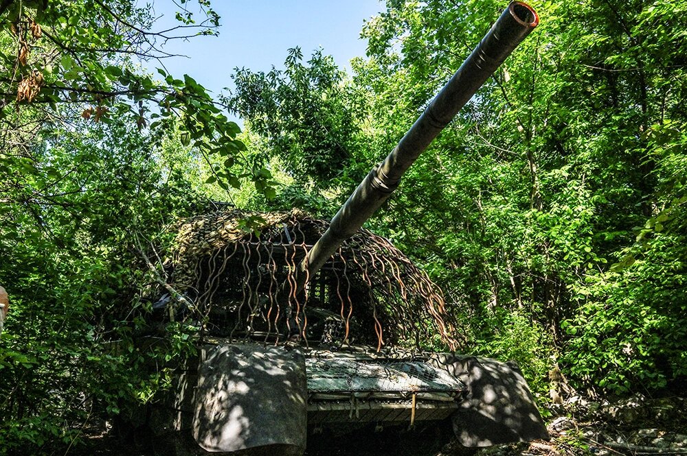    Танк Т-72 на месте расположения группировки войск «Центр» с защитой типа «Медуза». Фото: РИА Новости/ Евгений Биятов