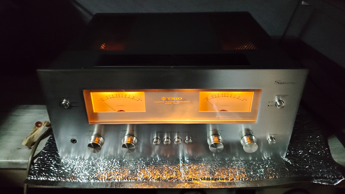 Усилитель Trio 700m. Фото из моего личного архива SoundLab55